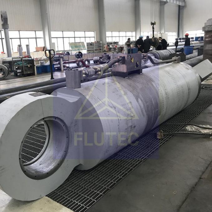 Acier au carbone cylindre hydraulique à double action sur mesure pour treuil de câble 3