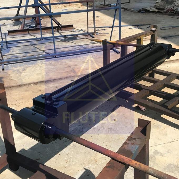 Cylindre hydraulique pour drague de navigation 3