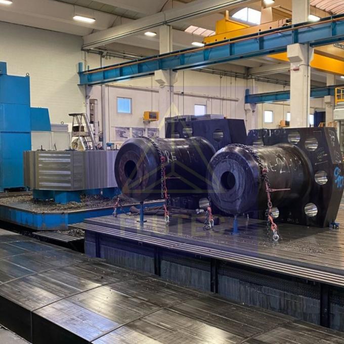 Cylindre de presse hydraulique à extrusion extrêmement grande pour l'industrie sidérurgique 2