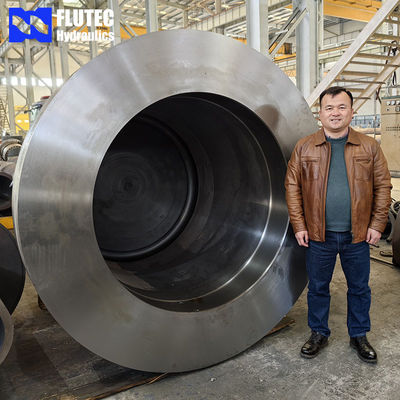 Cylindre hydraulique à tube forgé pour presse de 16000 tonnes